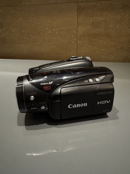 Canon Legria HV40