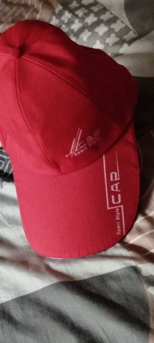 Nowe czapki z daszkiem fashion Sport