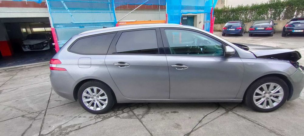 Peugeot 308 SW 1.5 Bluehdi Diesel Nacional 130cv