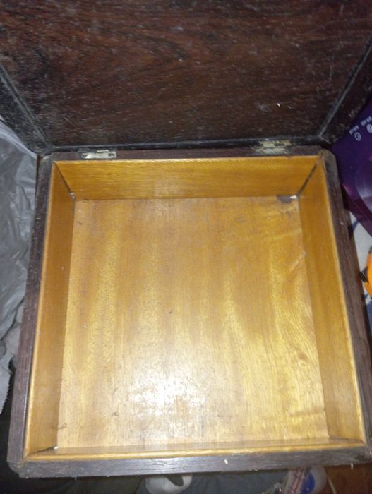 Caixa madeira lenços