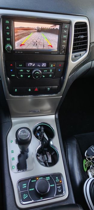 Jeep grand Cherokee 3.0 CRDI 4x4 max wyposażenie wersja limitowana