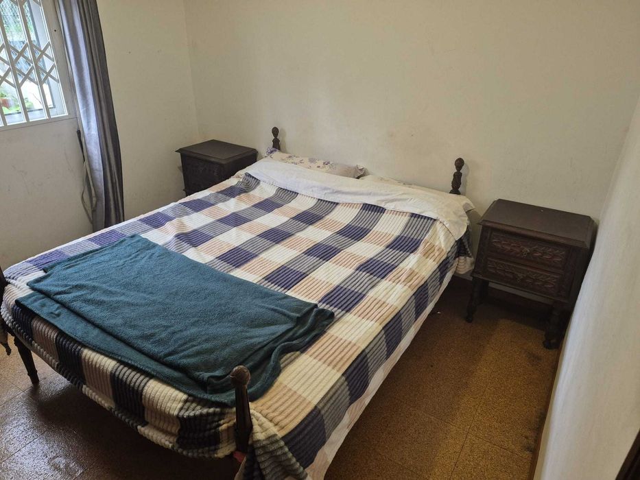 Conjunto de Quarto - Roupeiro+mesas de cabeceira+cama+colchão