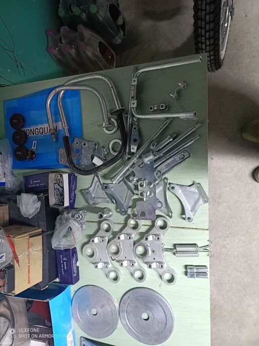 Передній опорнік ява чезет 638