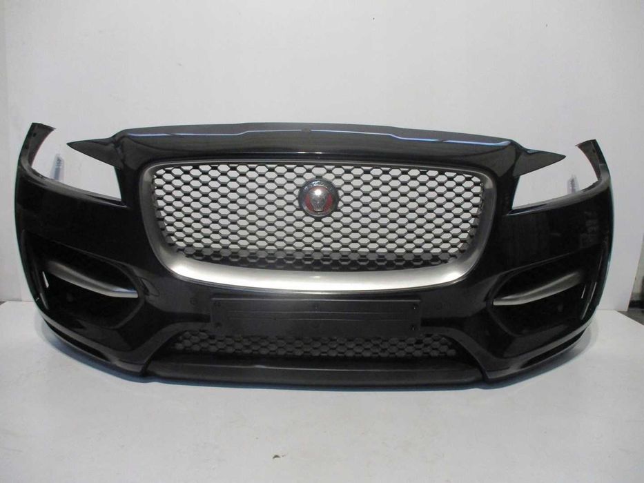 JAGUAR F-PACE Комплектний перед