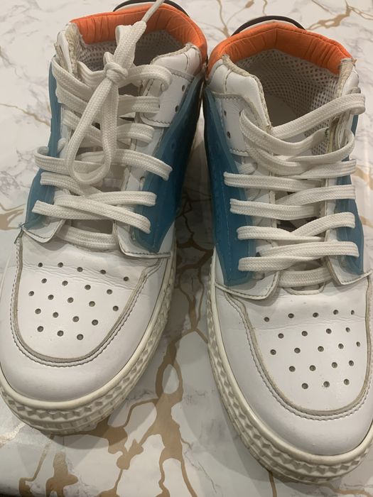 Кросівки 38 розмір