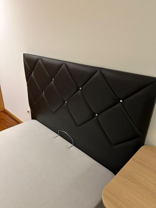 Vendo cabeceira preta molaflex