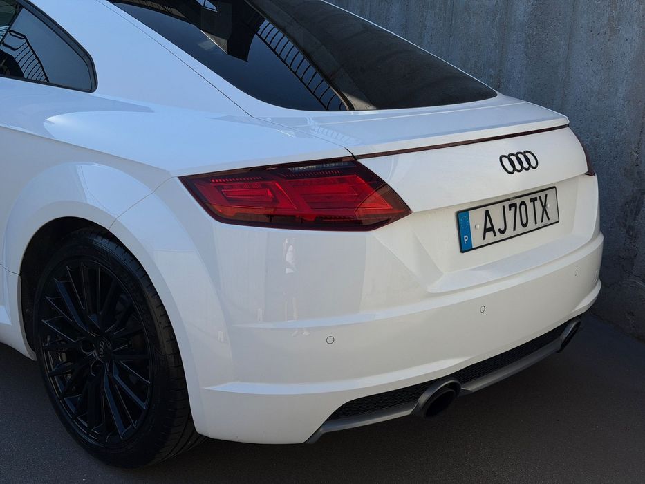 Audi TT Coupé 1.8 TFSI S-line S tronic