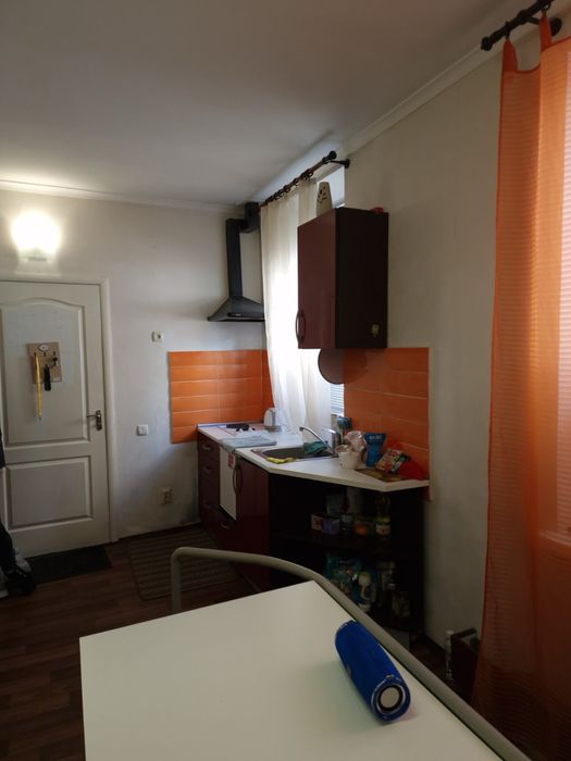 Продам 2 этажный дом , 38 м кв . метро Гагарина