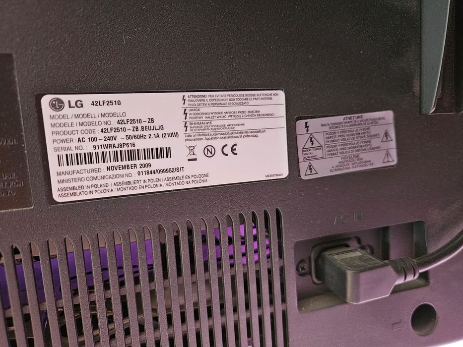 Telewizor LCD LG42