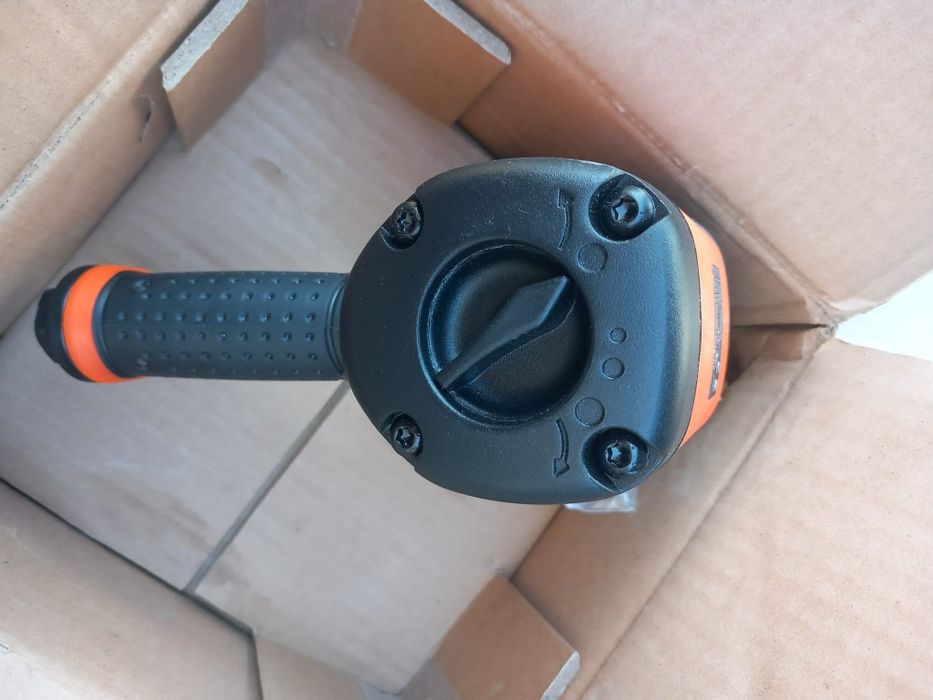 Chave de Impacto Pneumática VEVOR 1/2" (Nova) - 1490 N.m