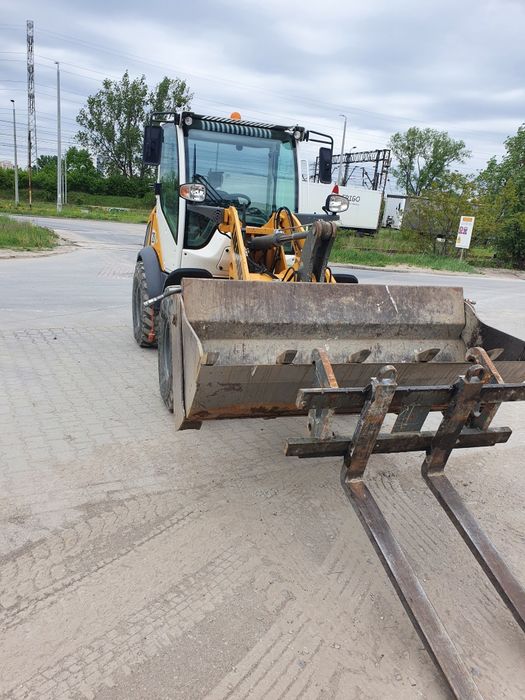 Wynajem koparki ładowarki bez operatora