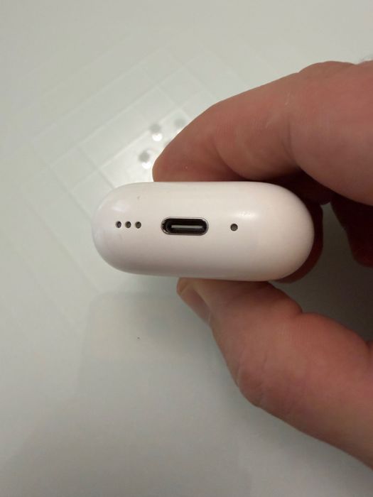 Кейс Airpods 4 оригінал