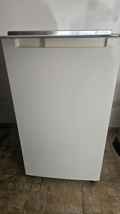 Frigorífico Samsung RT29K5030WW – 300L – No Frost – Excelente Estado