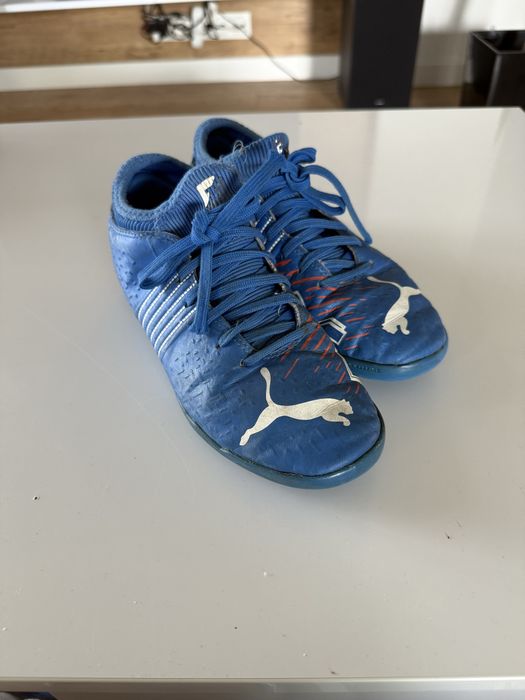 Halówki PUMA rozmiar 35