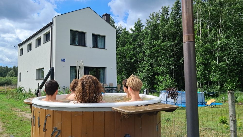 Dom Mazury z brzegiem jeziora 12 osób, sauna 3 łazienki