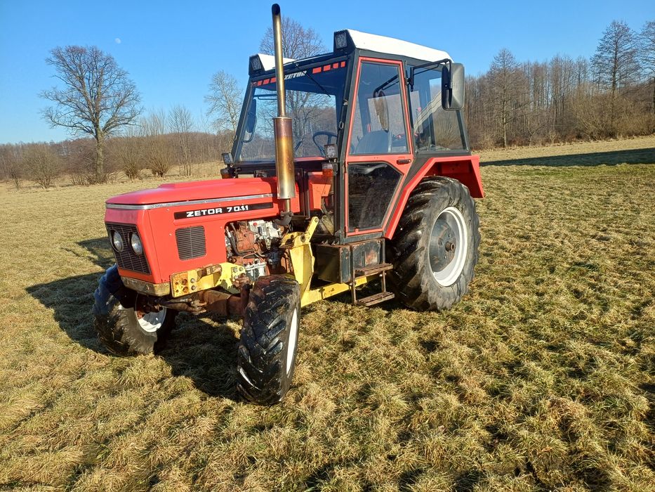 Sprzedam Zetor 7011 z ładowaczem
