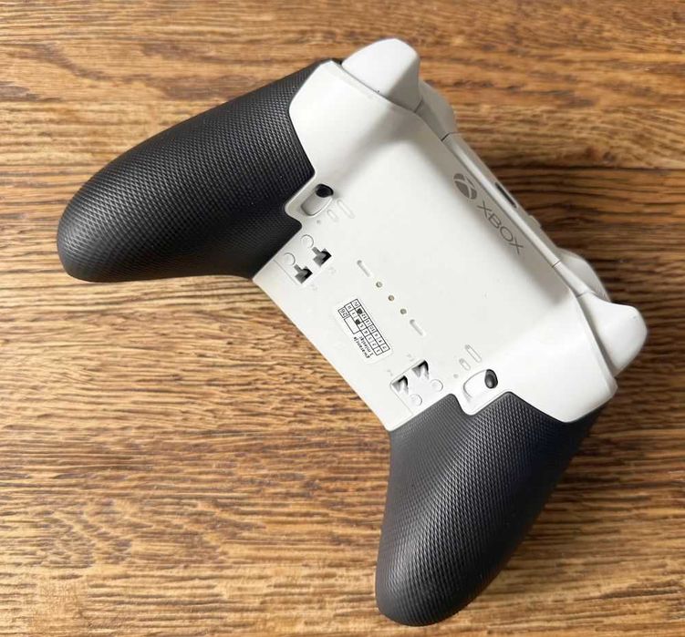 Kontroler Xbox Elite 2 Bialy - komplet (GWAR.)