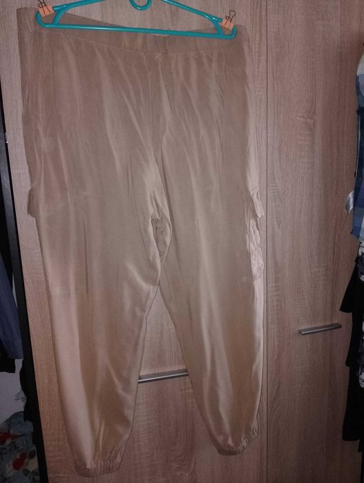 Spodnie damskie cienkie plus size r. 48 F&F