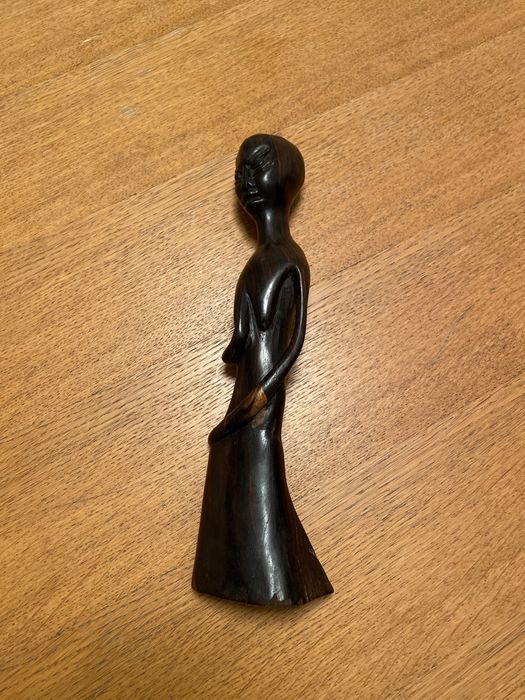 Escultura em madeira, origem Moçambique