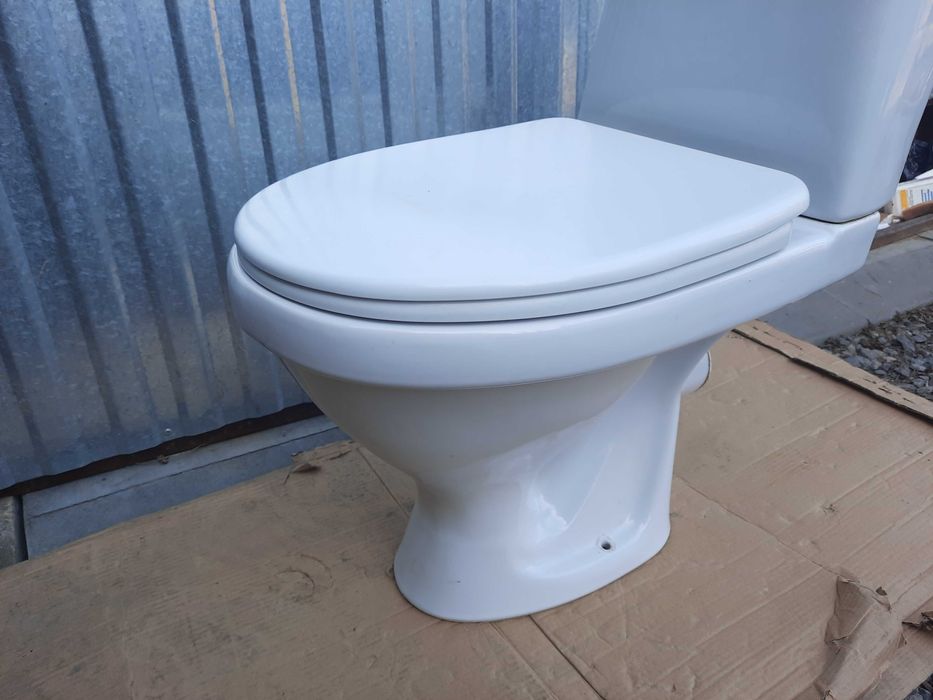 Toaleta łazienkowa łazienki WC Kompakt Kompletny Cersanit 66 cm ładny