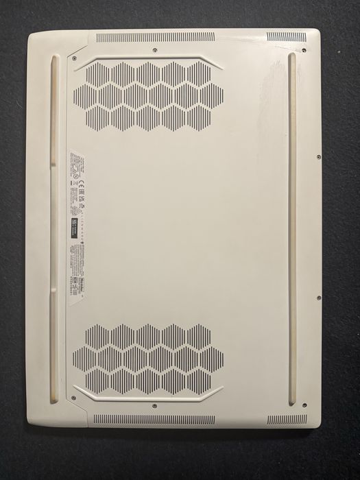 Dell Alienware X17 R2 intel core i9-12900HK, 3080TI 64GB 2TB SSD