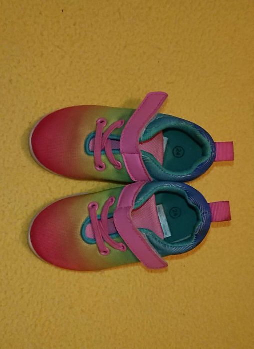 Buty sportowe kolorowe adidasy 24