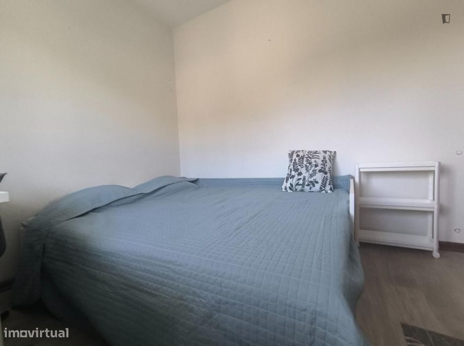 Quarto - localizado em Maia