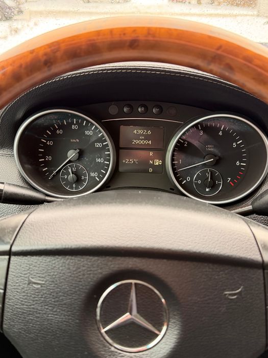 Mercedes GL 7 місць повний привід газ бенз гільзован в чудовому стані