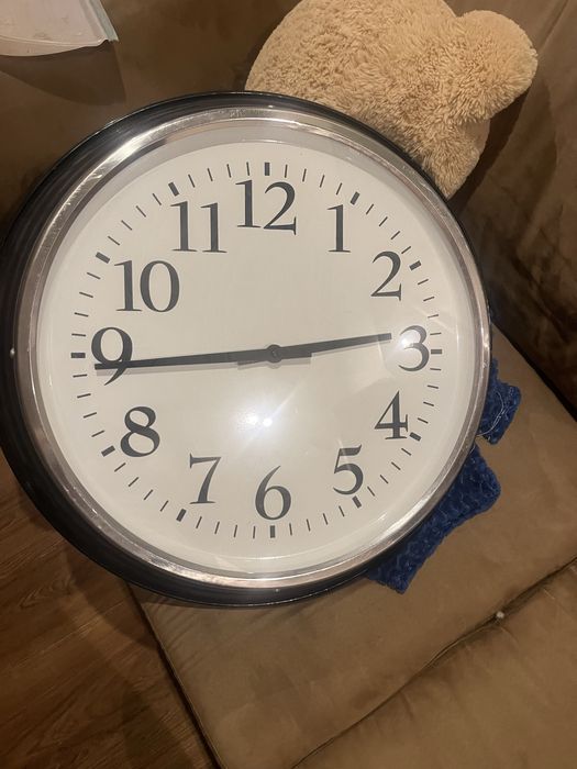 Zegar scienny IKEA