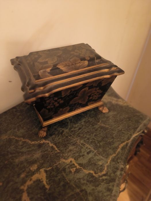 Caixa decorativa