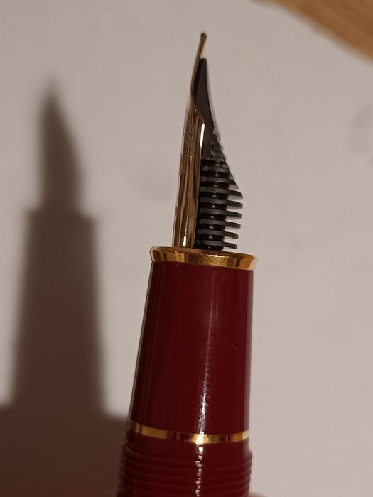 Pióro wieczne Platinum President 18k lepsze niż Platinum 3776!