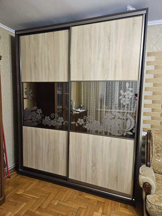 Продам шафу купе.