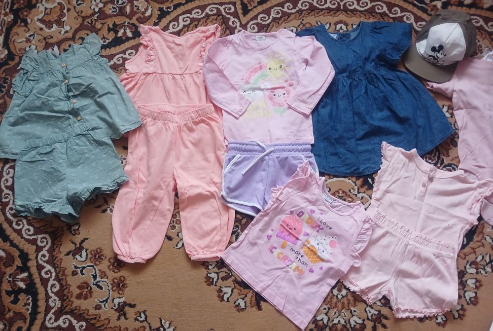 Детские вещи,  на девочку . Размеры  86, 92.