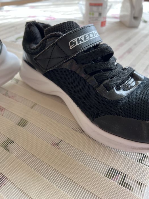 Кросівки Skechers 36 р