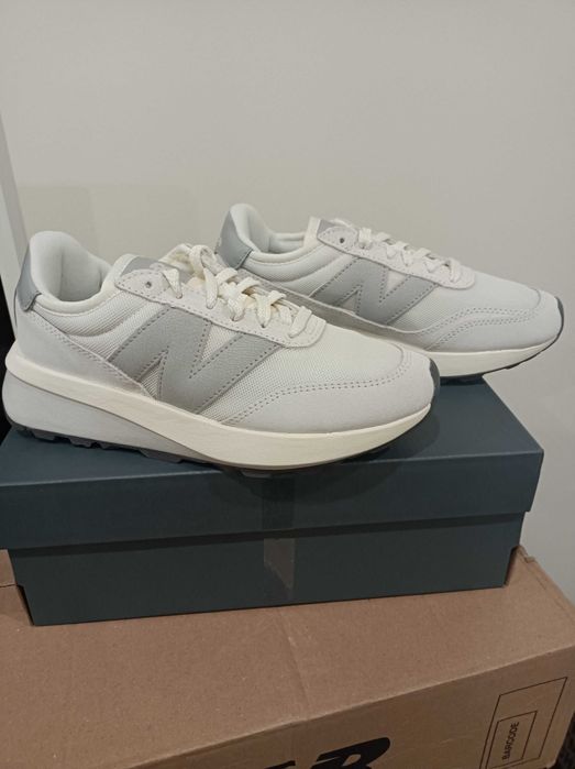 New Balance NB370