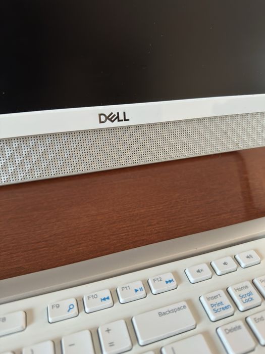 Dell Inspiron 5490 AIO i5