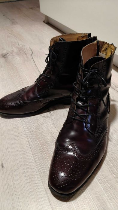 Botas em pele genuína