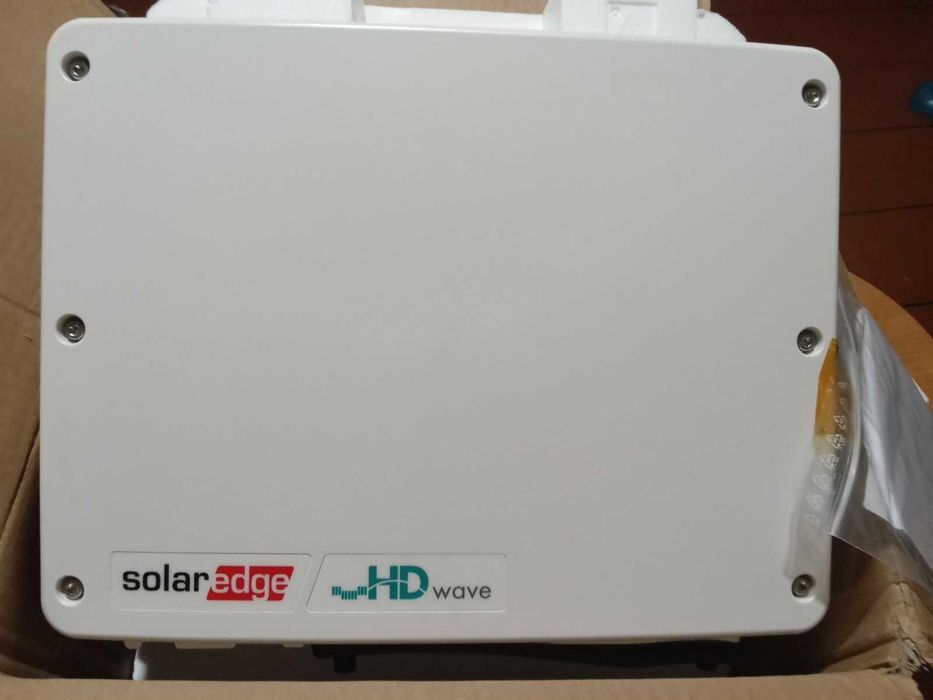 Инвертор SolarEdge SE3800H-US000BNN4