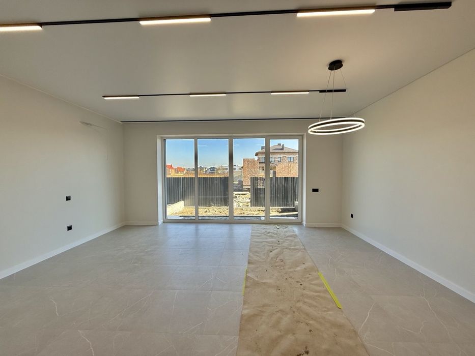 Продаю таунхаус з ремонтом !