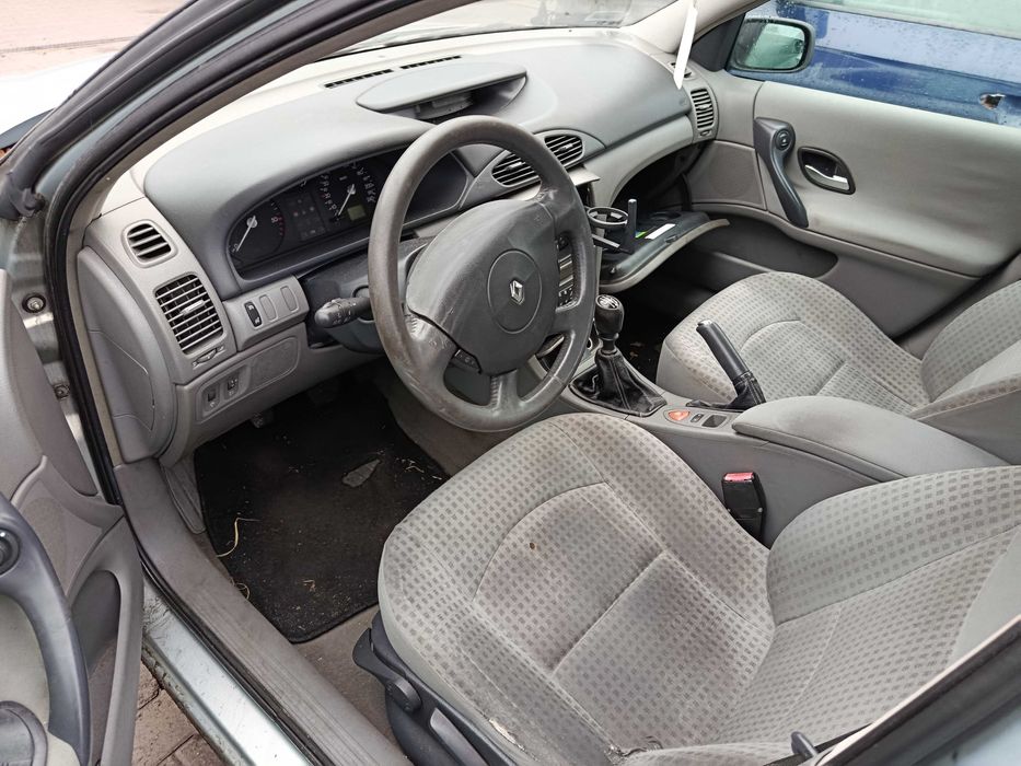 Renault Laguna 1.9.d  2003r NA CZĘŚCI