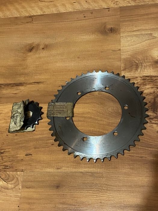 Komplet zębatek z epoki do motocykla SHL 175 Juliszew • OLX.pl