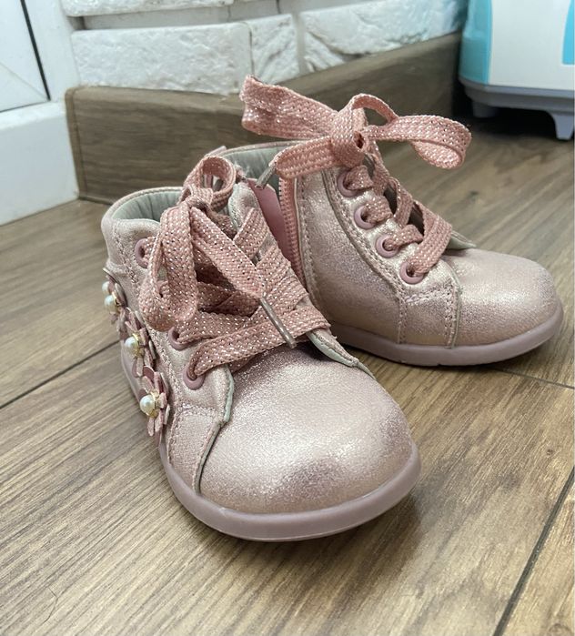 Дитячі сапоги для дівчинки