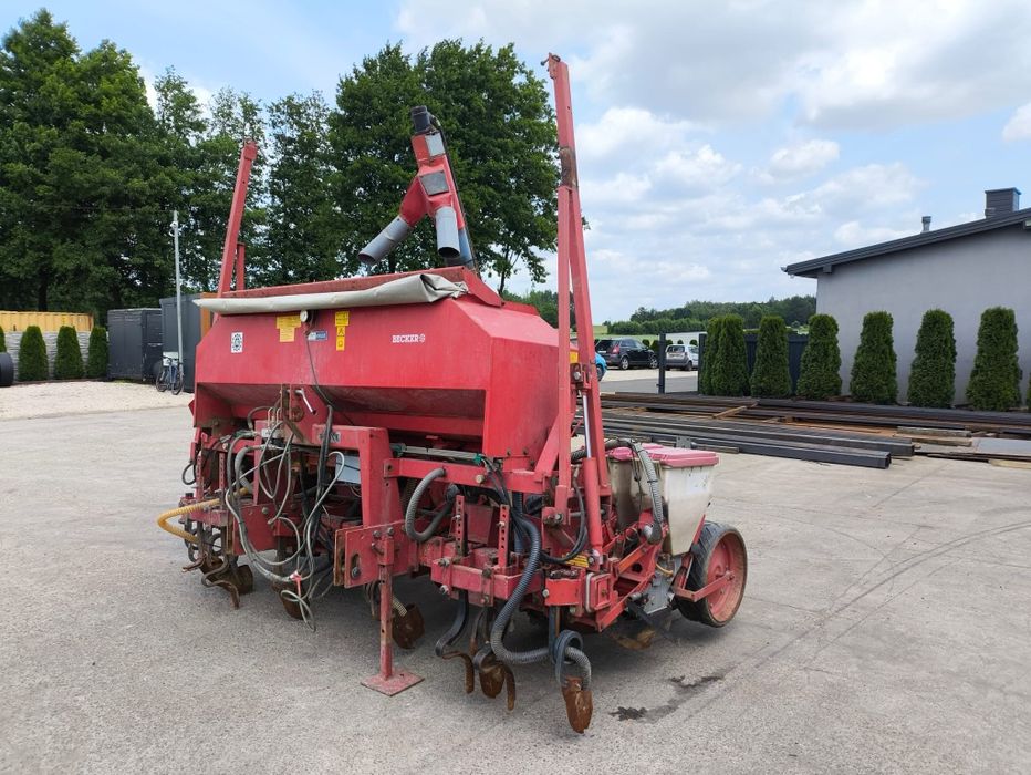 Siewnik Do Kukurydzy Accord Becker 6 Rzedowy