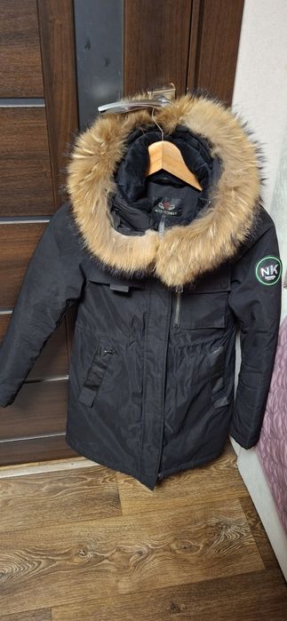 Продам курточку для дівчинки