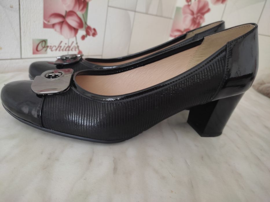 Туфлі жіночі шкіряні