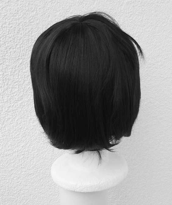 Czarna krótka peruka z grzywką pasemkiem cosplay czarny krótki wig