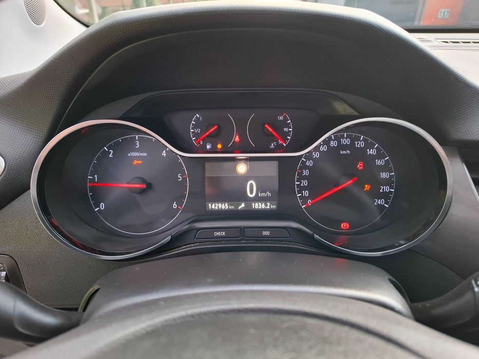 Opel Crossland X 1.6 CDTi Edition Apenas 142 Mil kms Nacional de 2017