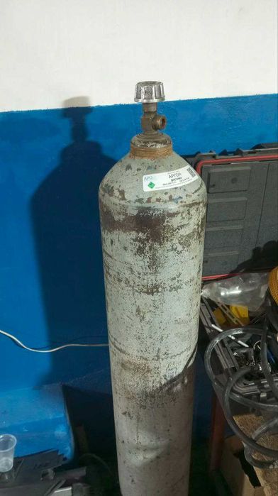 Продам баллон под аргон 40 литров. Баллон для аргона. Балон для аргона