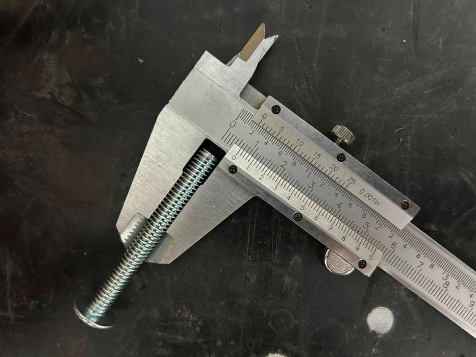 Lote Parafusos M6x55 novos 30mil uni