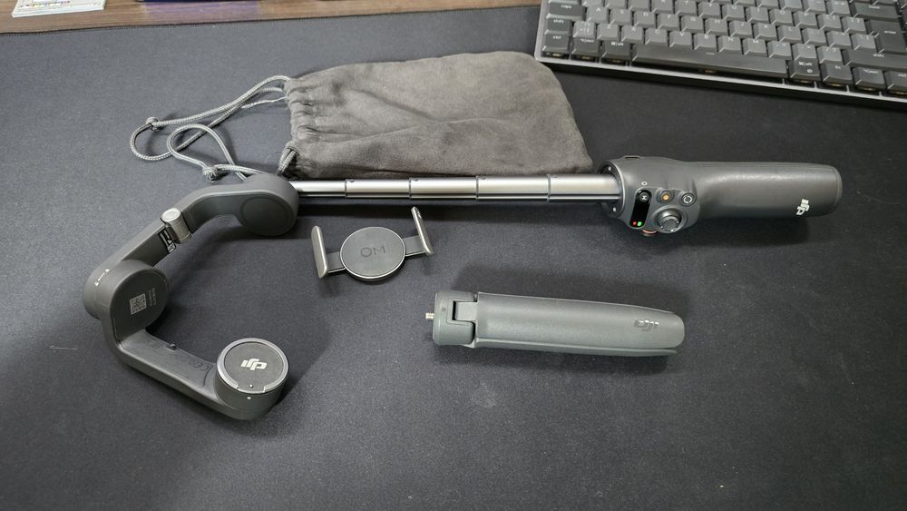 Gimball DJI OSMO Mobile 6 z funkcją selfistick i tripodem  w zestawie. Mało używany.